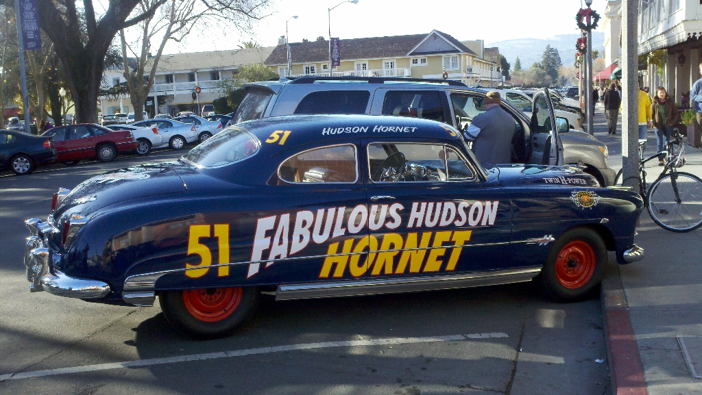 Hudson_Hornet_51.jpg
